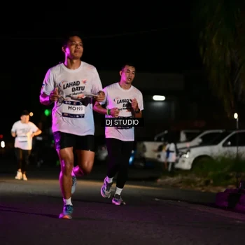 Runner Photo 7890442