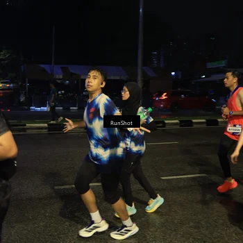 Runner Photo 7890445