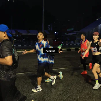 Runner Photo 7890451