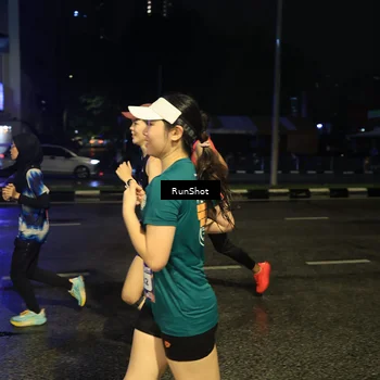 Runner Photo 7890459