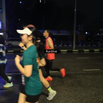 Runner Photo 7890461