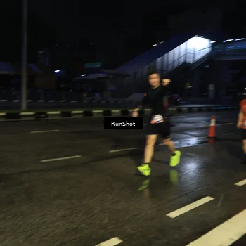 Runner Photo 7890462
