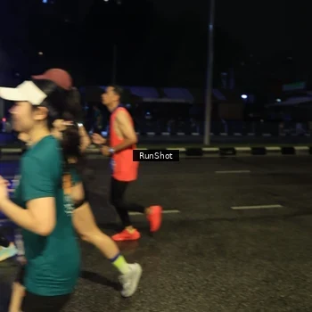 Runner Photo 7890465