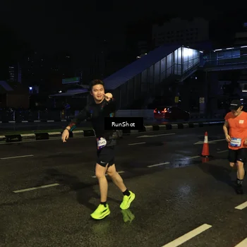 Runner Photo 7890474