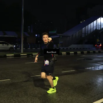 Runner Photo 7890476