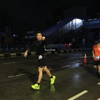 Runner Photo 7890479