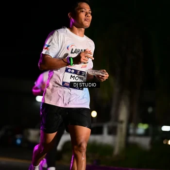 Runner Photo 7890483