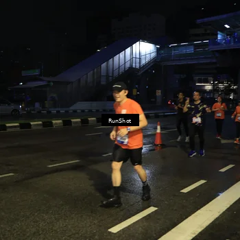 Runner Photo 7890494