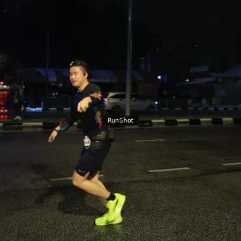 Runner Photo 7890497