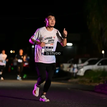 Runner Photo 7890501