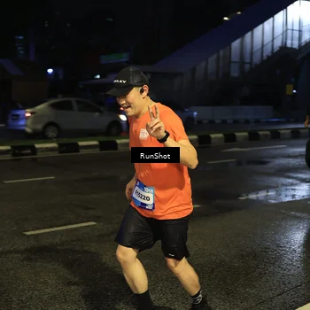 Runner Photo 7890512