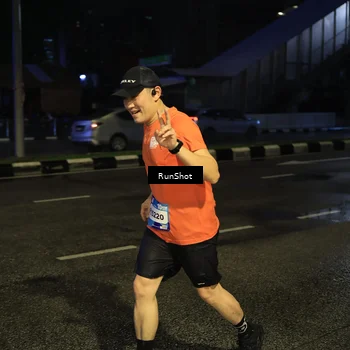 Runner Photo 7890515