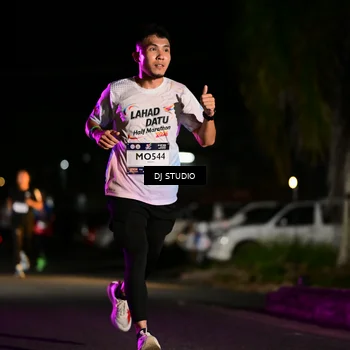 Runner Photo 7890517