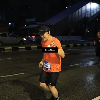 Runner Photo 7890520