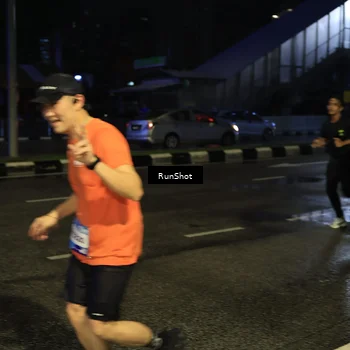 Runner Photo 7890521