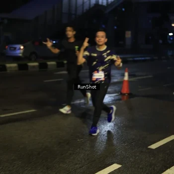 Runner Photo 7890526
