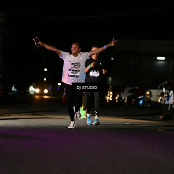 Runner Photo 7890532