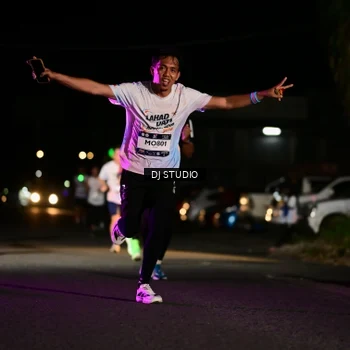 Runner Photo 7890543