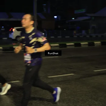 Runner Photo 7890552