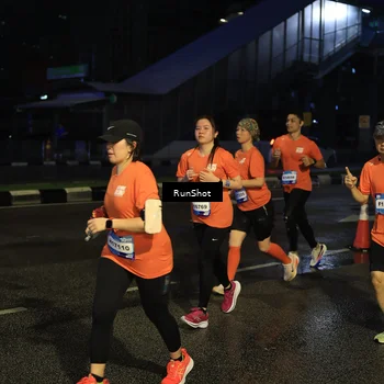 Runner Photo 7890556