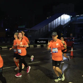 Runner Photo 7890569