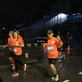 Runner Photo 7890571