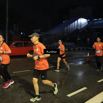 Runner Photo 7890576