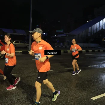 Runner Photo 7890583