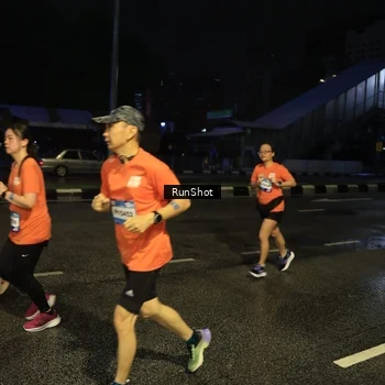 Runner Photo 7890587