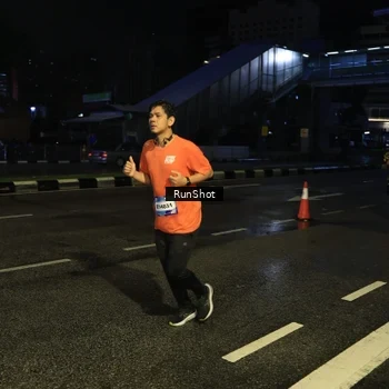 Runner Photo 7890604