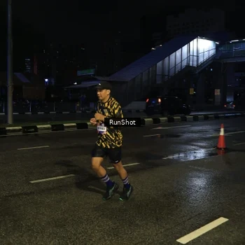 Runner Photo 7890625