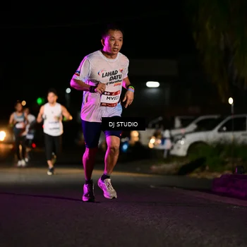 Runner Photo 7890626