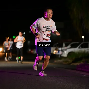 Runner Photo 7890630