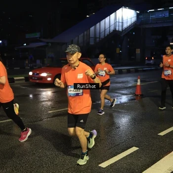 Runner Photo 7890631