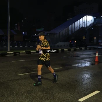 Runner Photo 7890632