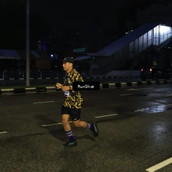 Runner Photo 7890633