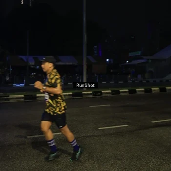 Runner Photo 7890637