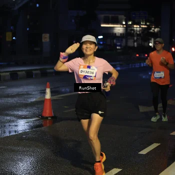 Runner Photo 7890658