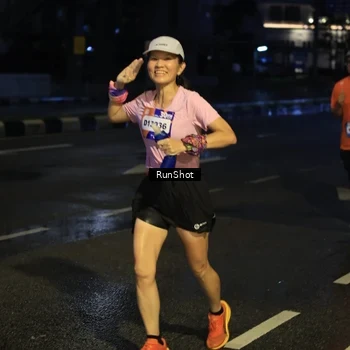 Runner Photo 7890661