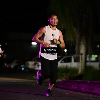 Runner Photo 7890670