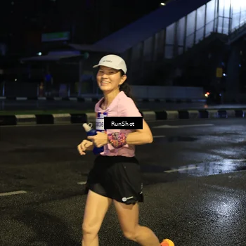 Runner Photo 7890675