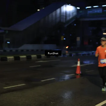 Runner Photo 7890679