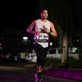 Runner Photo 7890683