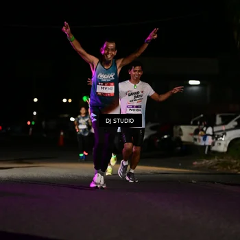Runner Photo 7890696