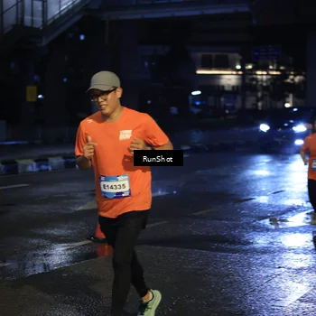 Runner Photo 7890698