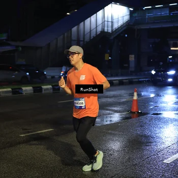 Runner Photo 7890705