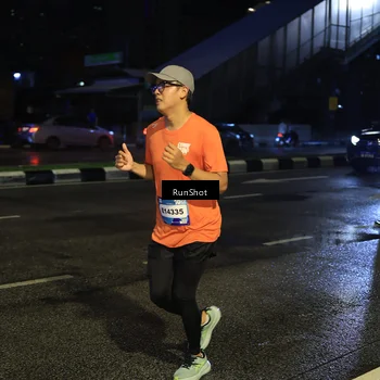 Runner Photo 7890709