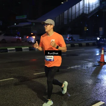 Runner Photo 7890710