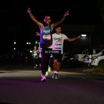 Runner Photo 7890712