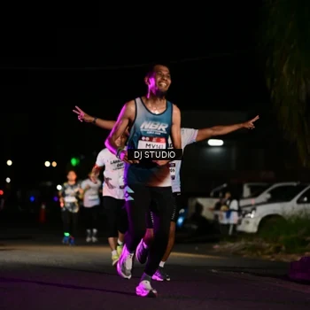 Runner Photo 7890726